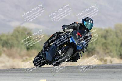 media/Dec-01-2025-Moto Forza (Mon) [[2daa91e15f]]/2-Intermediate Group/Session 2 Turn 9 Entry/